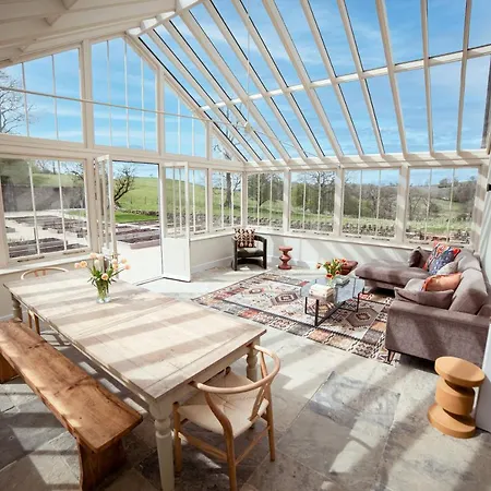 Holiday home The Manse At Broughton Sanctuary