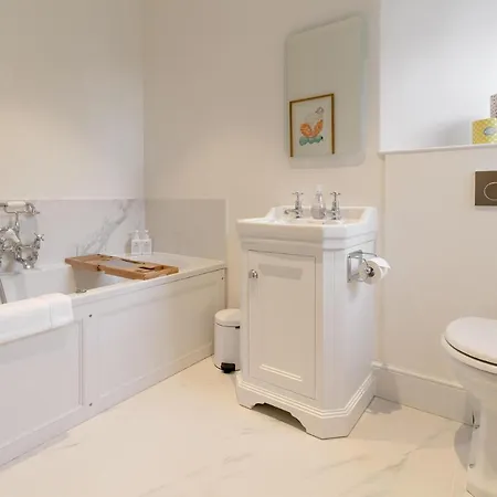 The Manse At Broughton Sanctuary Ferienhaus *